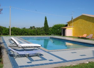 La piscina dell'Agriturismo